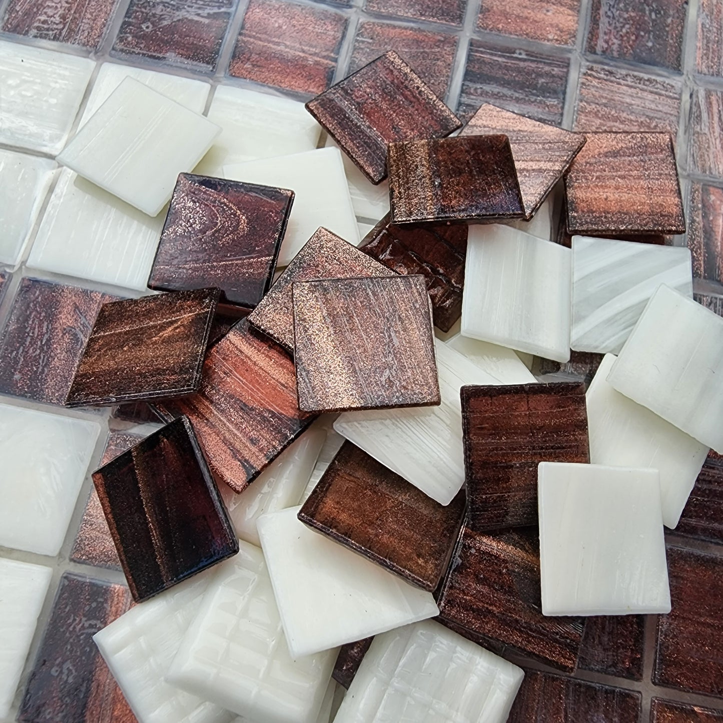 Trend Quality Choco White Instant Paver 2cm x 2cm Myles Friday Pick