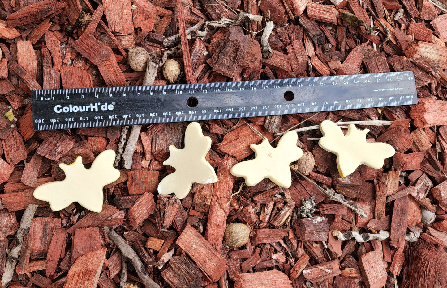 Bees - Hand Made By Myles at Monte Lupo for ALL WEATHER Set of 4