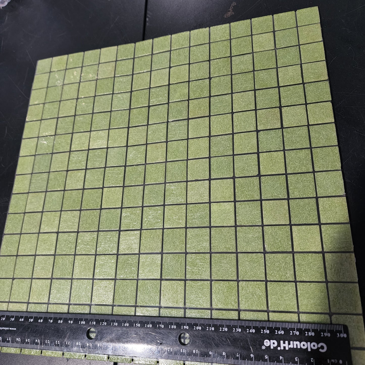 QUALITY TREND AUSTRALIAN TILE SHEETS 2CM X 2CM GREEN LIME